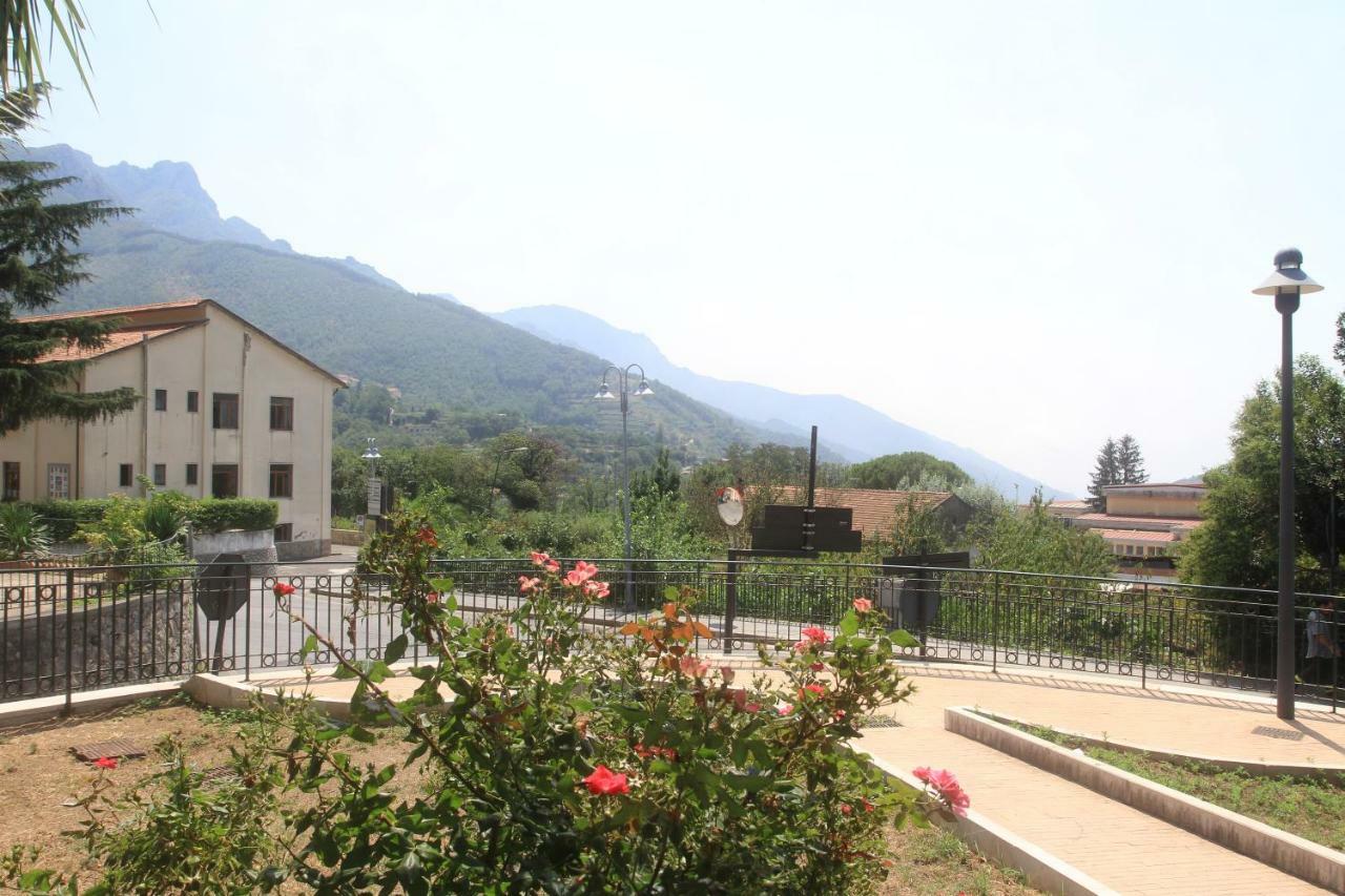 Casa Vacanza Sole Tramonti Luaran gambar